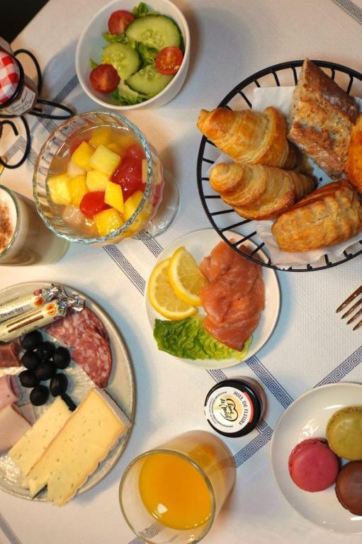 Star Champs-Elysées - Resim 6