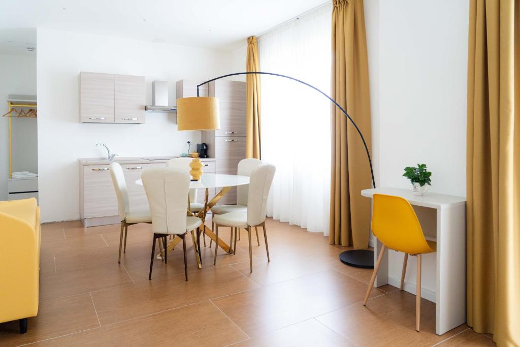 Aparthotel Manolita - Resim 14