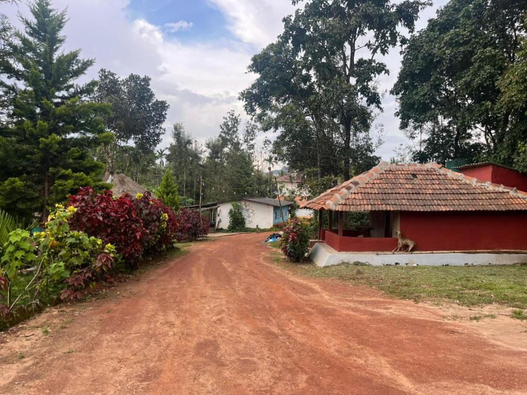 Budova, kde se farma nachází