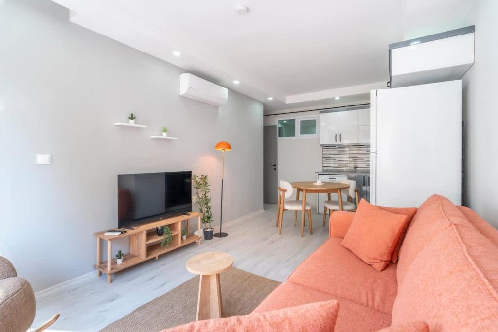 Kuchyň nebo kuchyňský kout v ubytování Cozy & Stylish Apartment Near Kaleici