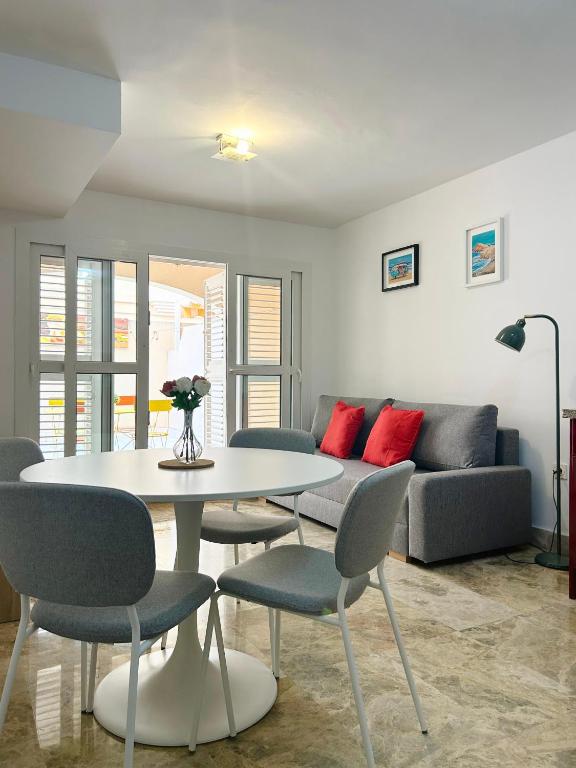 Χώρος καθιστικού στο Expoholidays - Estudio loft moderno
