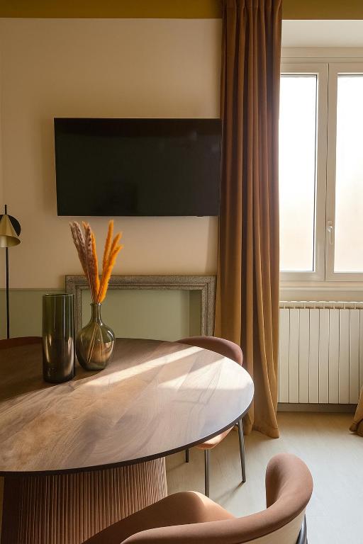 Serendipity Apartments - Colonne
