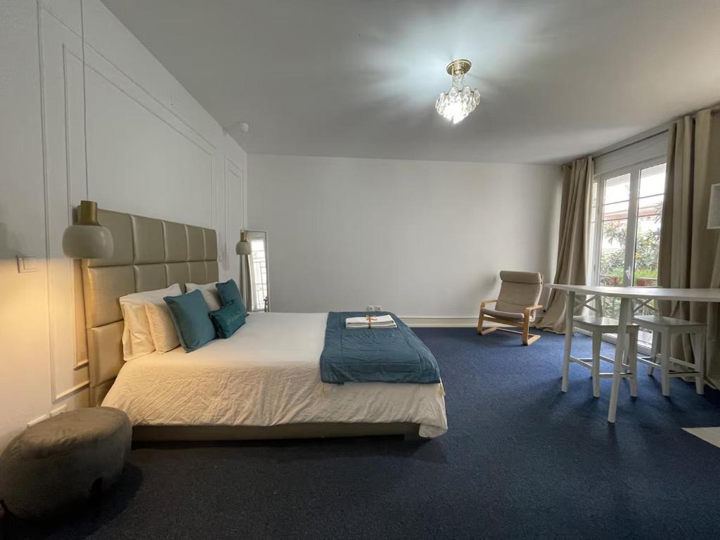 6 Clouds Apartment