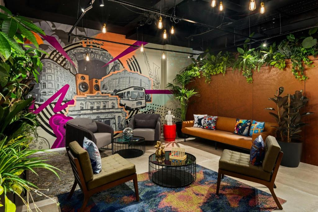 Moxy Belfast City - Resim 29