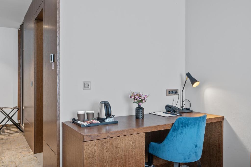 
Deluxe Double Room with Extra Bed
