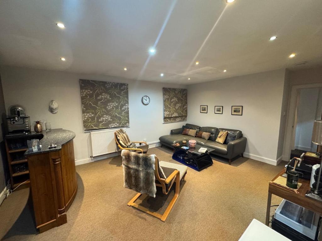 Posezení v ubytování Scenic Mews House in central Stockbridge area