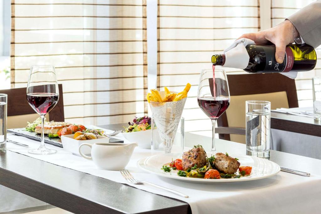 NH Danube City - Resim 11