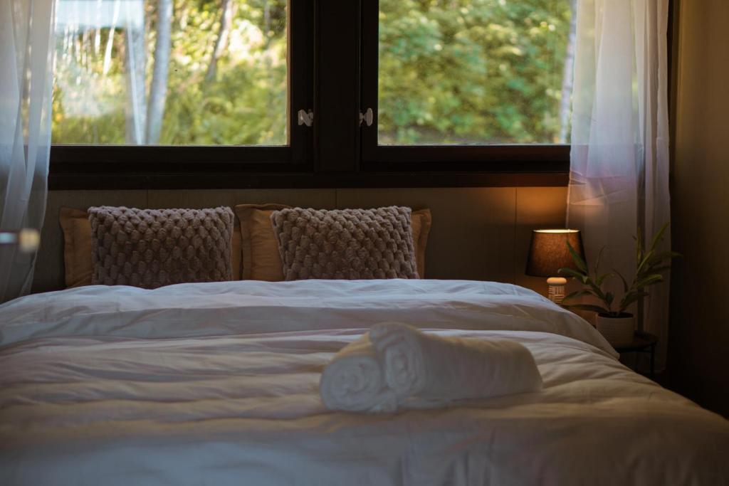 Voodi või voodid majutusasutuse Tomasjord home, the top floor toas