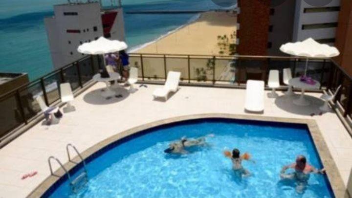 Πισίνα στο ή κοντά στο Piscina na Cobertura