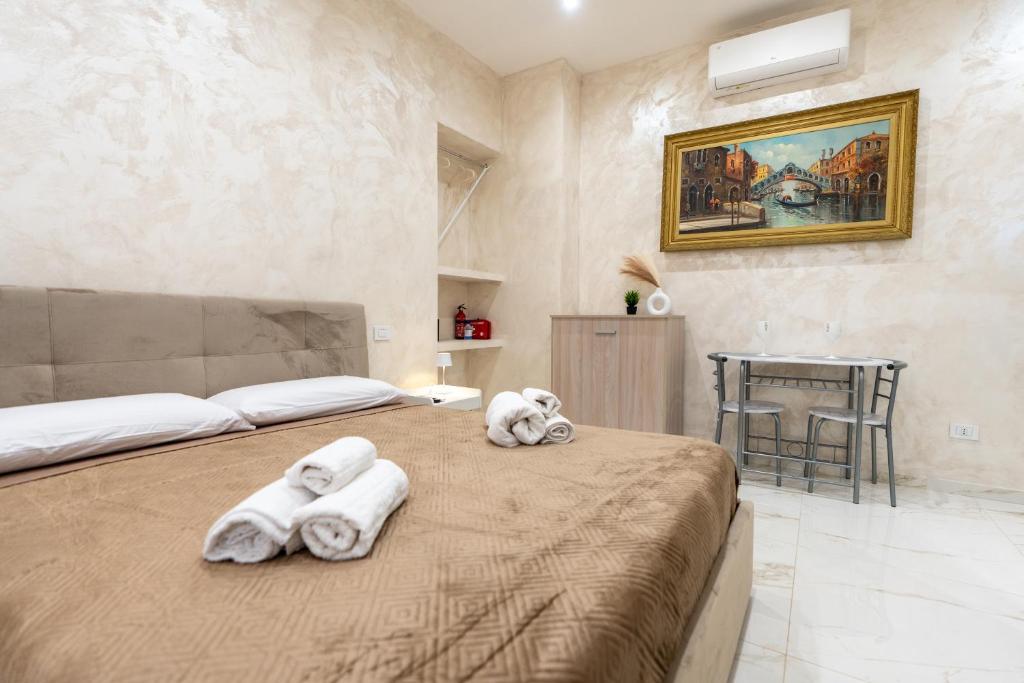 Ένα ή περισσότερα κρεβάτια σε δωμάτιο στο Luxury Apartments By Anna