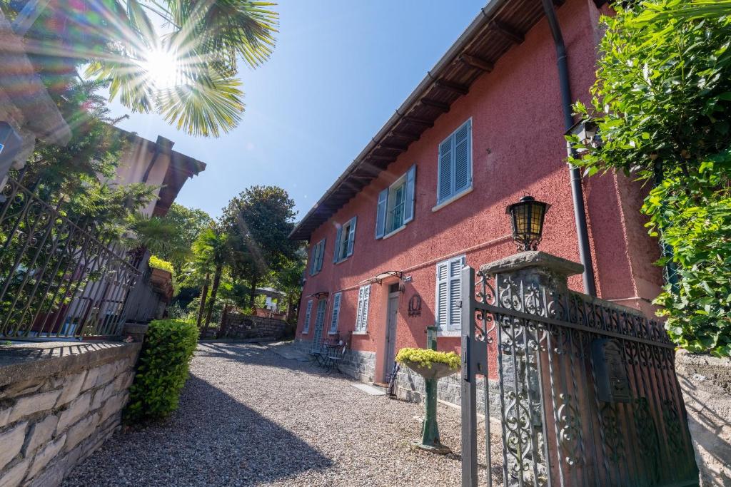 Budova, kde se prázdninový dům nachází