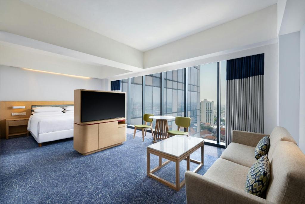 Four Points by Sheraton Surabaya, Tunjungan Plaza - プレミアムスイート