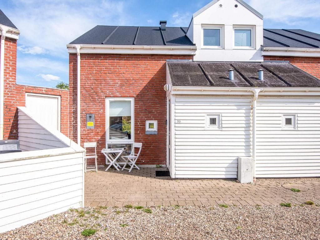 Budova, kde se prázdninový dům nachází