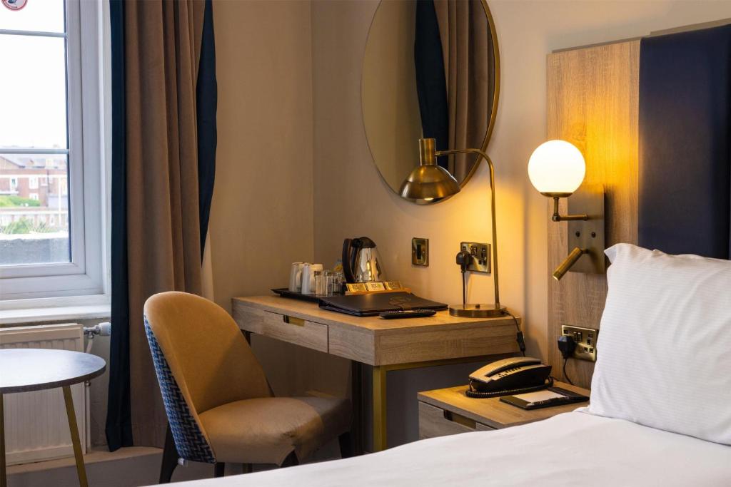 Dover Marina Hotel & Spa, Tapestry Collection by Hilton - Habitación Doble Deluxe Con Sofá Cama