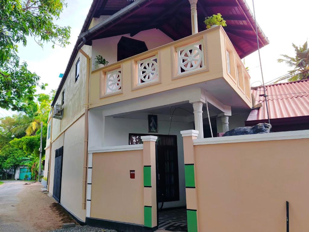 ANTONIO TRANSIT KATUNAYAKE - 8