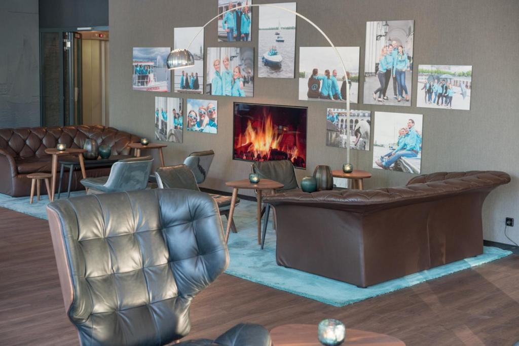 Motel One Hamburg-Alster - Resim 9