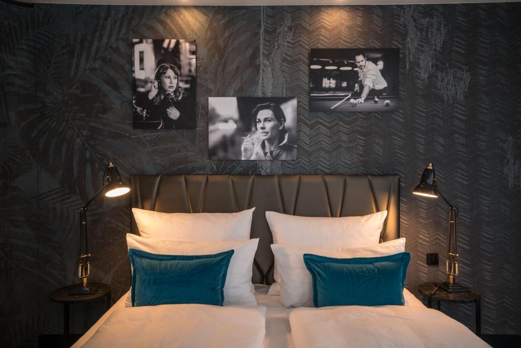 Motel One Berlin-Upper West - Resim 25