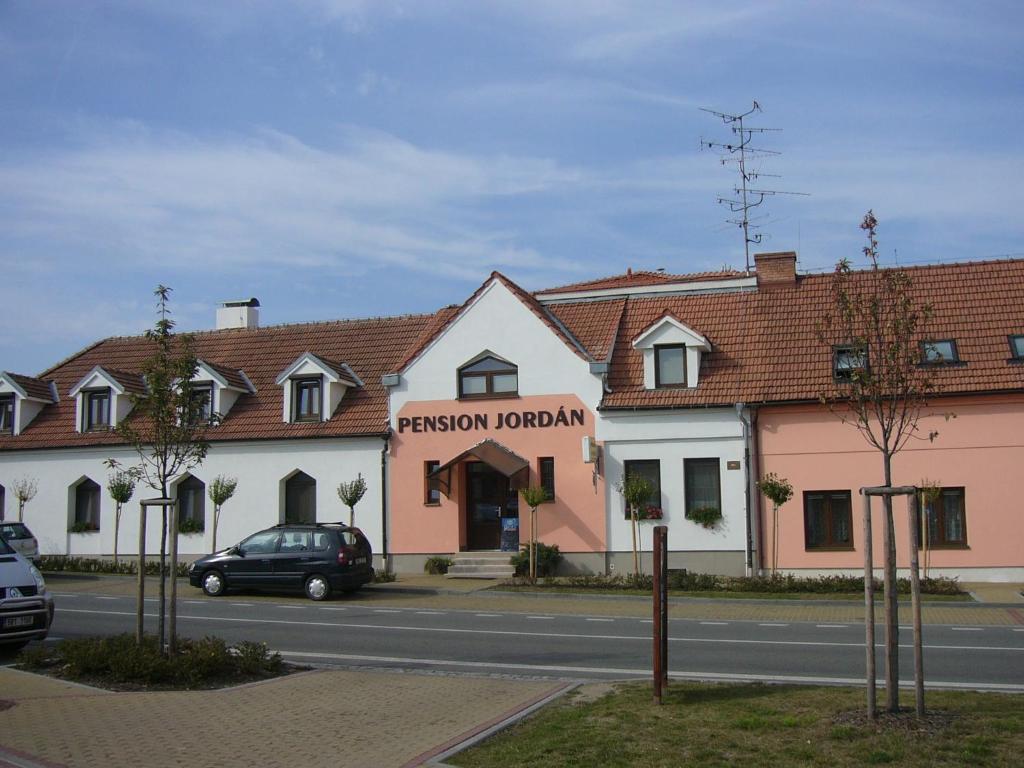 Budova, kde se penzion nachází