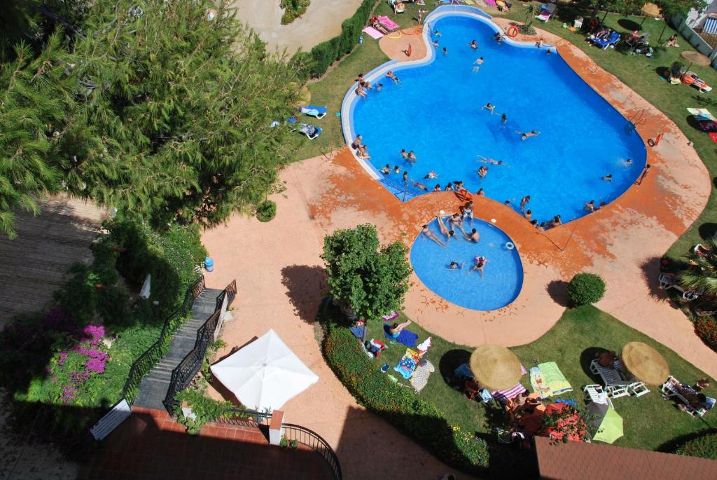 Bazén v ubytování Hotel Andalucia nebo v jeho okolí