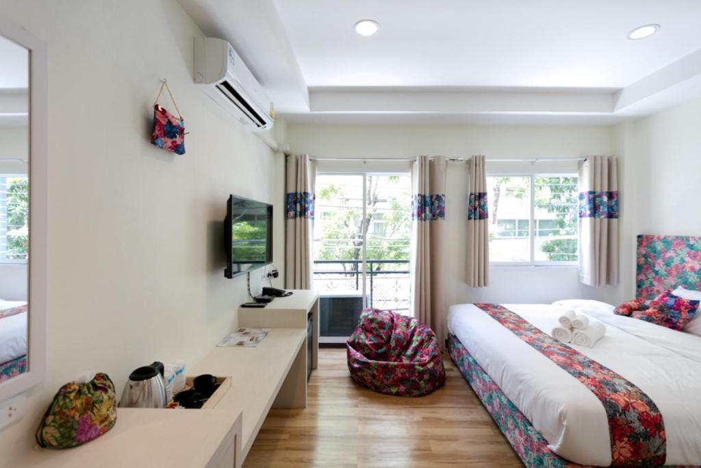 Bangkok River Loka Hotel - Superior King Room