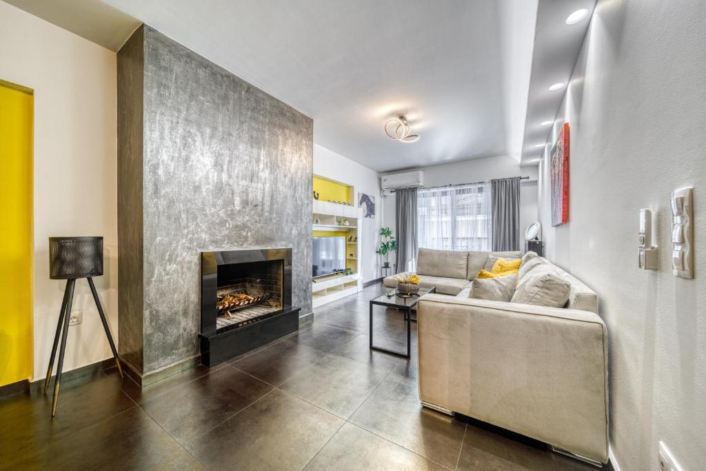 Two bedroom Lux apartment Next to the metro