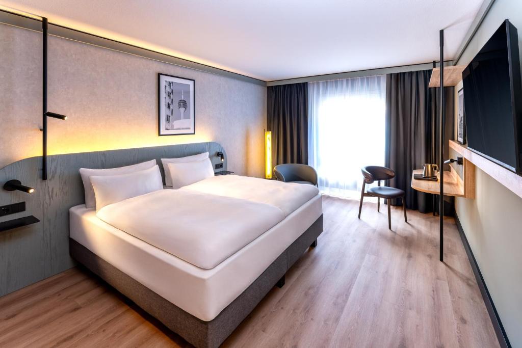 Radisson Hotel Dusseldorf City Center - Resim 19