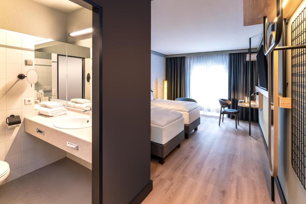 Radisson Hotel Dusseldorf City Center - Resim 31