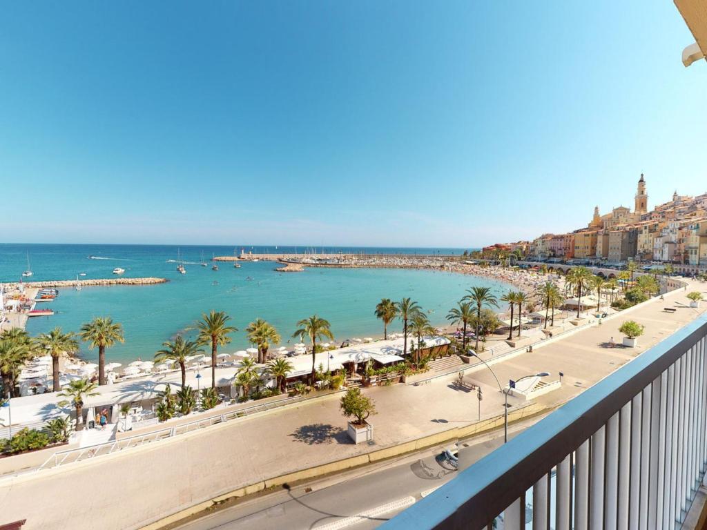 Superbe 2P au 5ème étage avec terrasse face à la mer et parking privé - Menton, Garavan