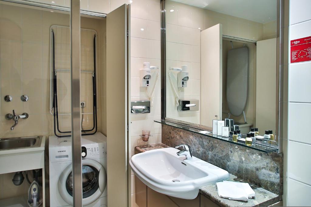 Adina Apartment Hotel Budapest - Resim 18