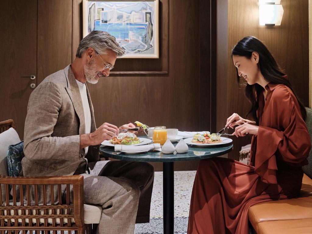 Athens Capital Suites-MGallery Collection - Resim 9