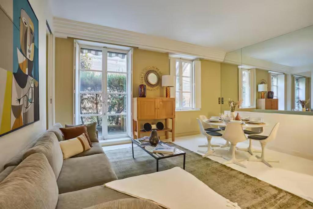 Stylish Apartment in Le Marais, Paris Centre