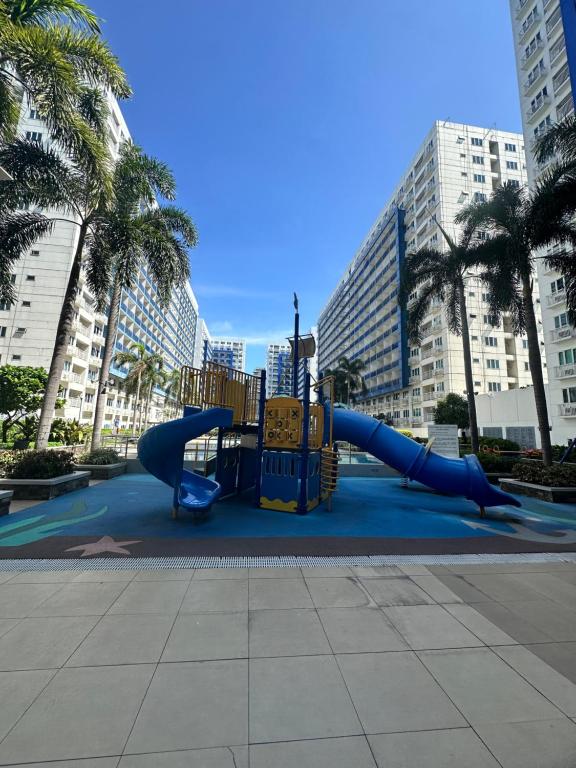 Bazén v ubytování The Luxe Stay at Sea Residences nebo v jeho okolí