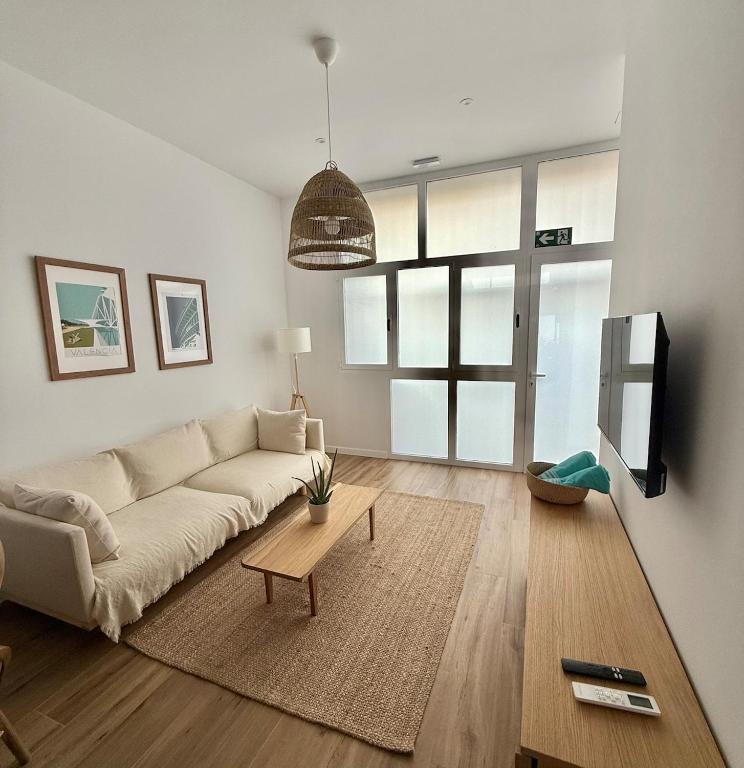 1 Amplia y Exclusiva Vivienda con Terraza