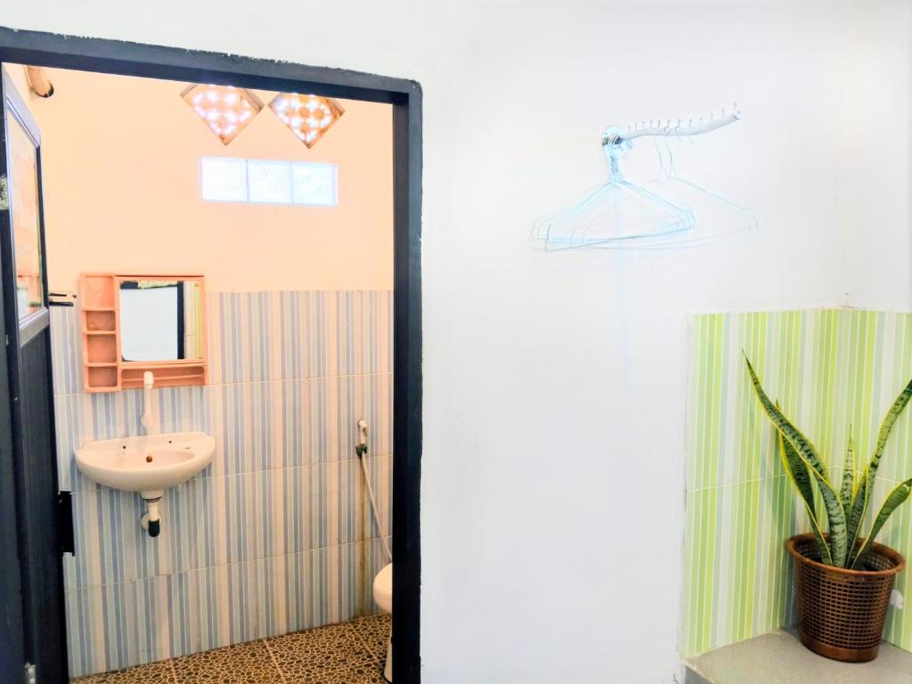 Balengku Homestay - 13