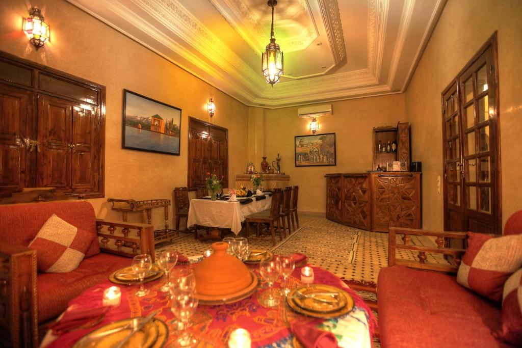 Posezení v ubytování Villa Dar Mya Palmiers