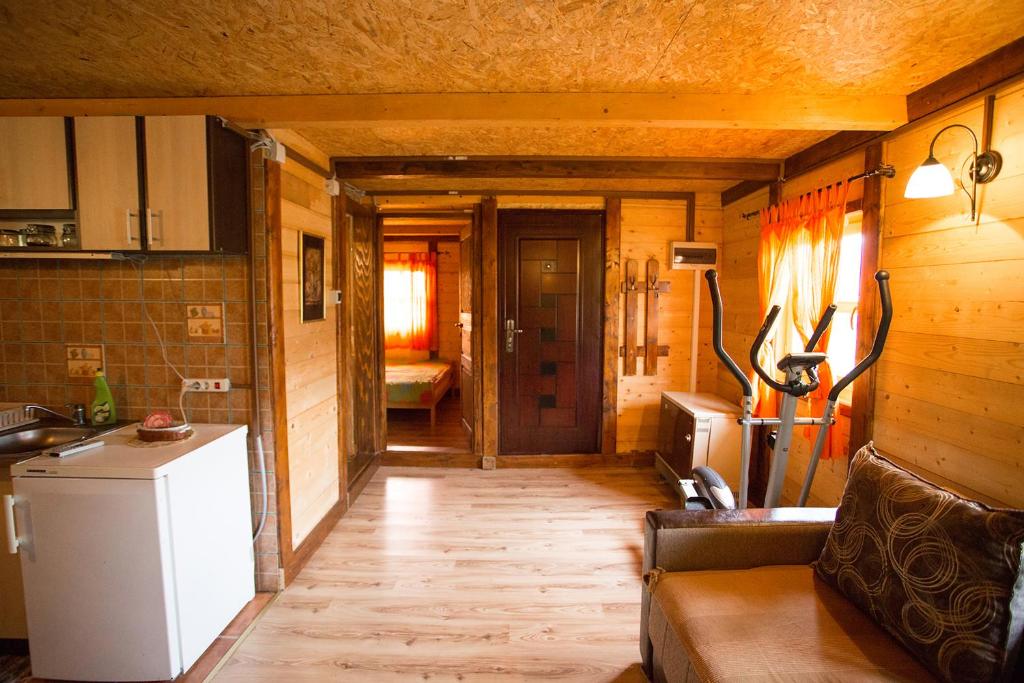 Eldhús eða eldhúskrókur á Etno Apartment Vrdnik
