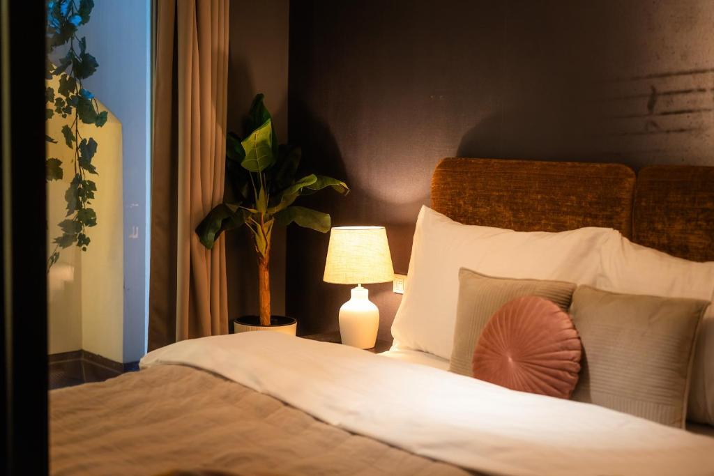 Old Royal Post Boutique Hotel & Premium Suites - 13