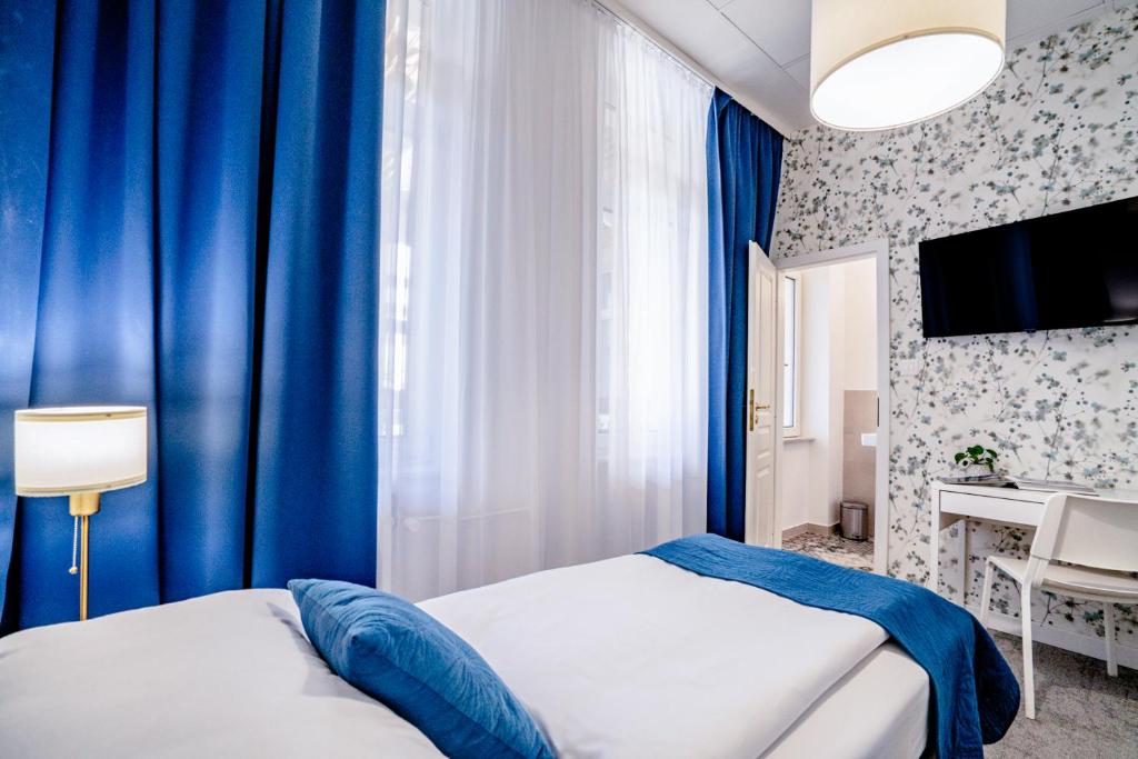 Elisabeth Old Town - Resim 32