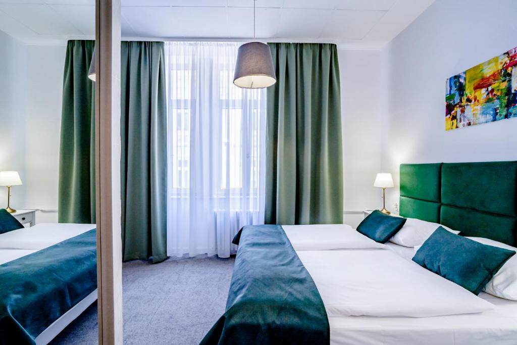 Elisabeth Old Town - Resim 43