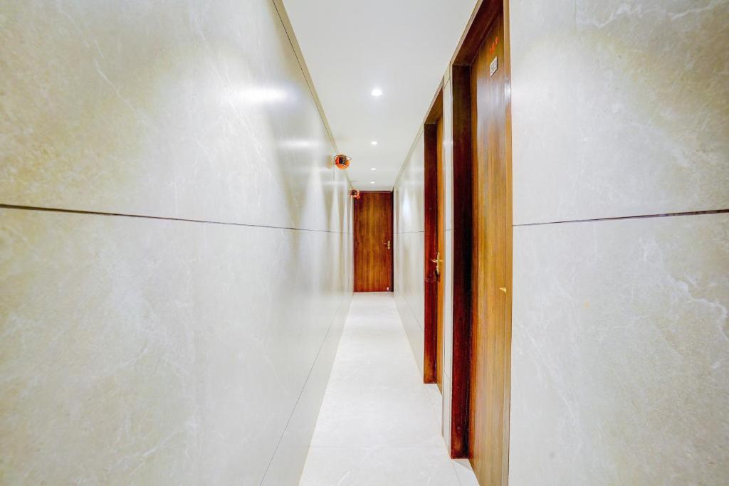 Gallery image of Hotel O Woodland in Mumbai