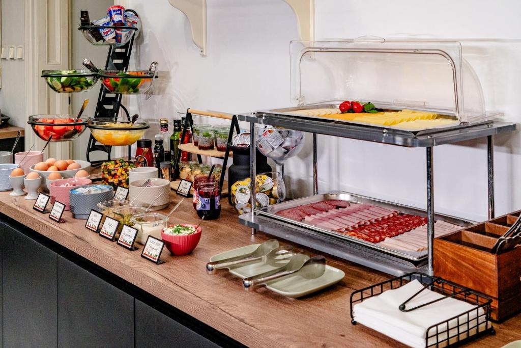 Elisabeth Old Town - Resim 14