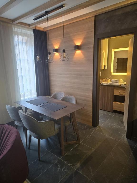 Ảnh trong thư viện ảnh của Lux Apartmani Woodside ở Kopaonik