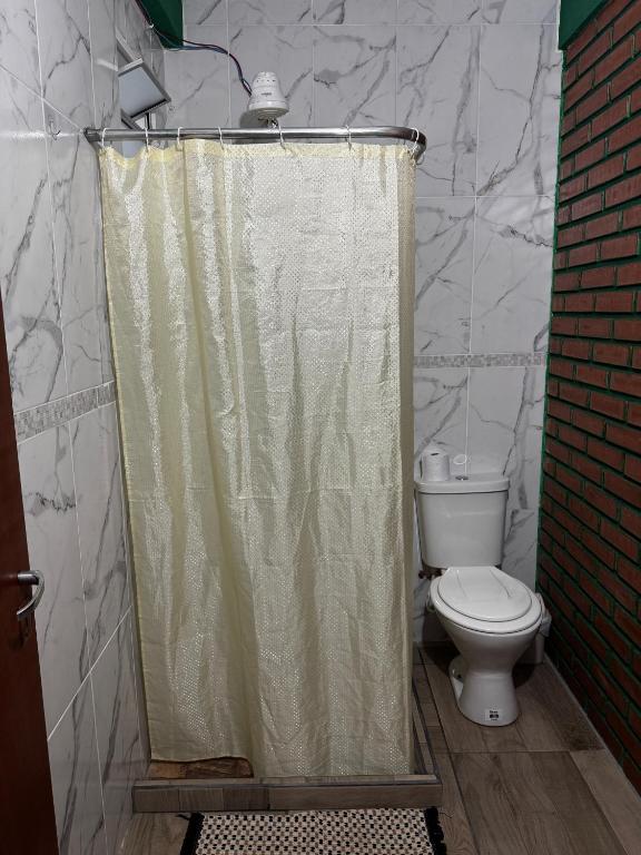 Cama en Dormitorio de 6 Camas