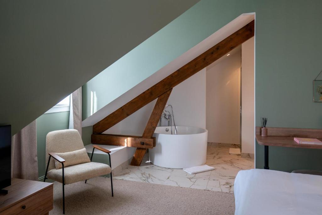 Villa Edmond Hôtel & Spa - Maison Blanche Bièvres - Grande Chambre Double Ou Lits Jumeaux