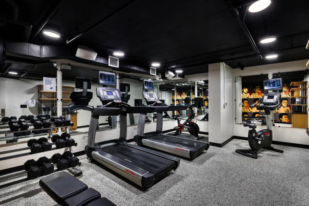 Hotel Rendale Washington DC photo
