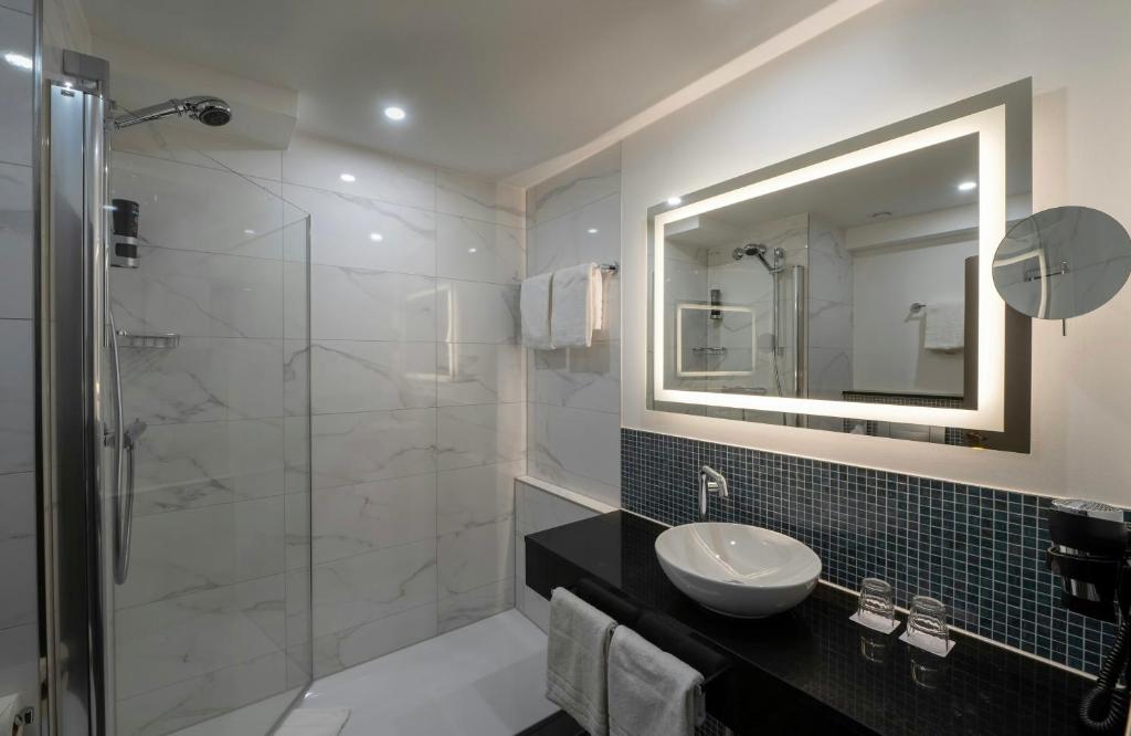 Leonardo Hotel Hannover - Resim 39