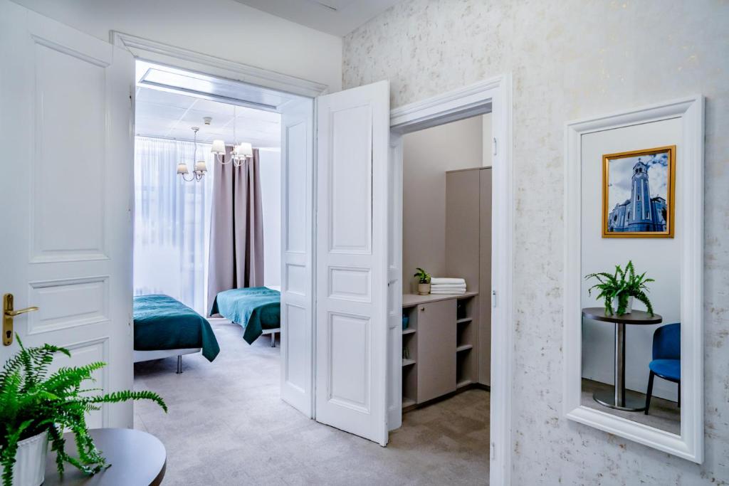 Elisabeth Old Town - Resim 26