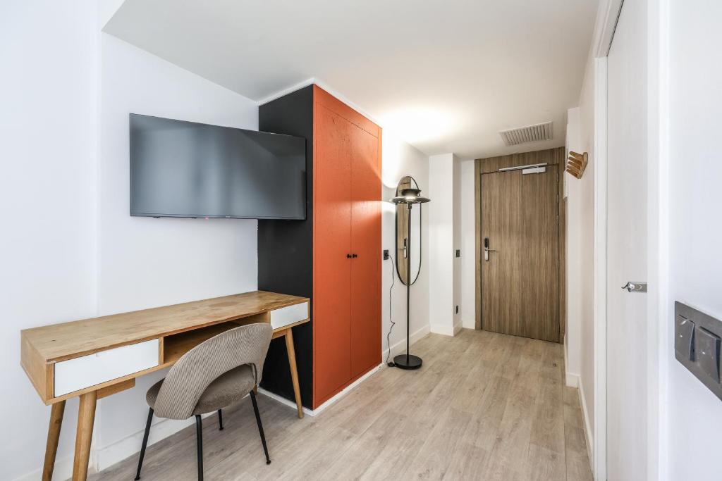 Habitaciones Atocha Río II - Resim 3