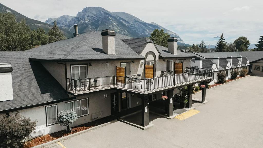 Northwinds Hotel Canmore - Resim 6