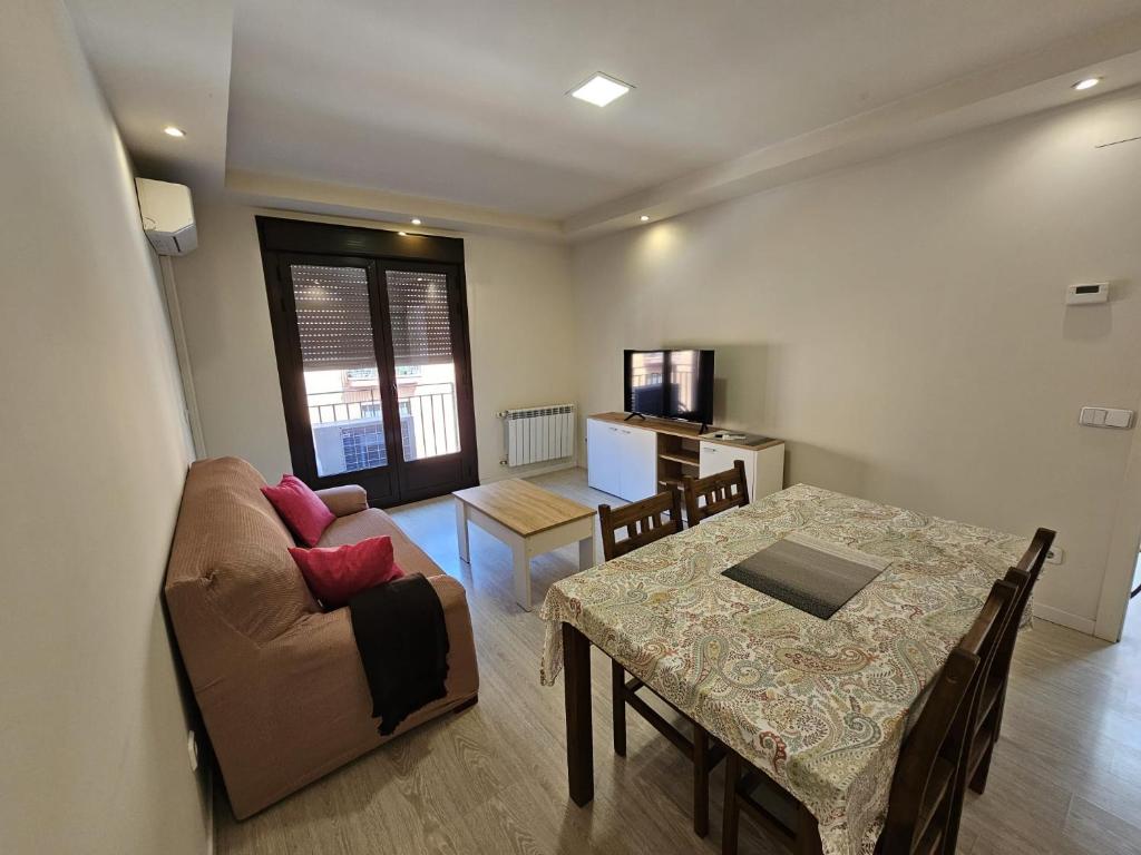 Apartamentos de Jaime - Appartamento Con 2 Camere Da Letto E Balcone